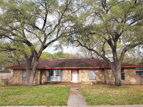 1018 Westlake Drive, DeSoto, TX 75115