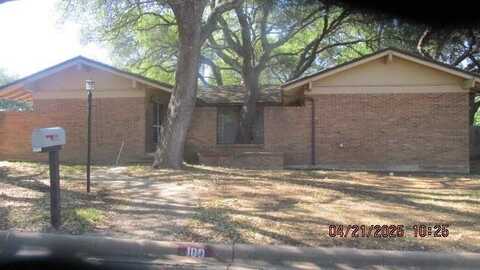 100 Lakeview Court, Brownwood, TX 76801