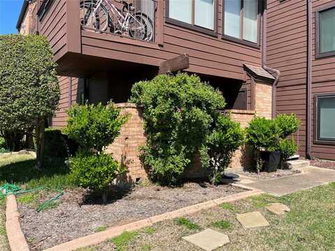 1704 Baird Farm Circle, Arlington, TX 76006