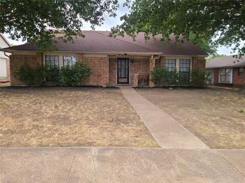 1053 Whitewater Trail, DeSoto, TX 75115