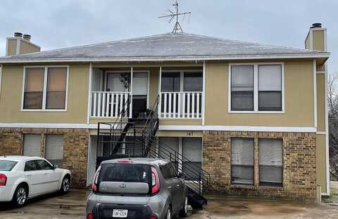 147 Allencrest Drive, White Settlement, TX 76108