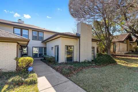 9402 - 9404 moss farm Lane, Dallas, TX 75243