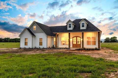 1900 County Road 1255, Savoy, TX 75479