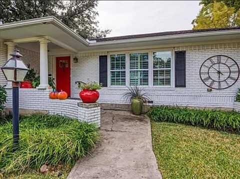 6356 Woodcrest Lane, Dallas, TX 75214