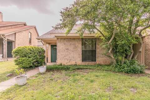 611 Lost Springs Court, Arlington, TX 76012