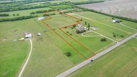 5185 E Line Road, Whitewright, TX 75491