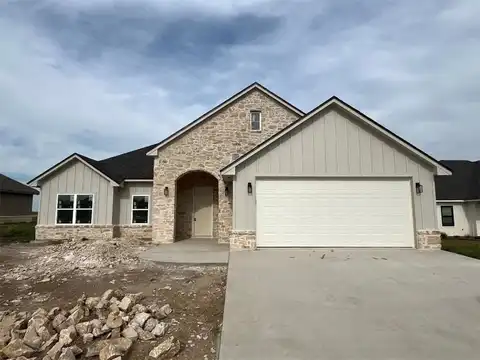 111 Great Trail Road, Riesel, TX 76682