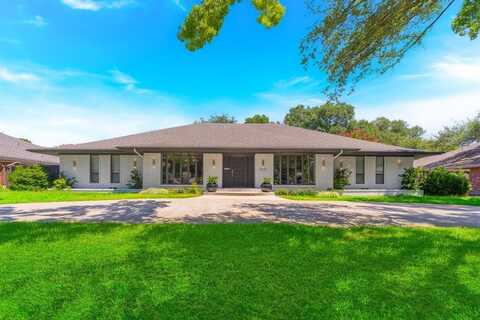 7031 Chipperton Drive, Dallas, TX 75225