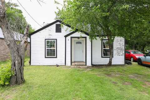 1011 Clay Street, Nocona, TX 76255