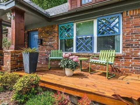 807 Kidd Springs Drive, Dallas, TX 75208
