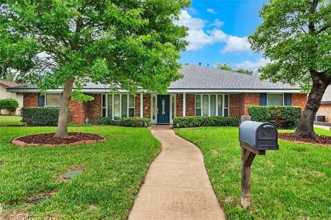 1013 Briarcreek Drive, Arlington, TX 76012