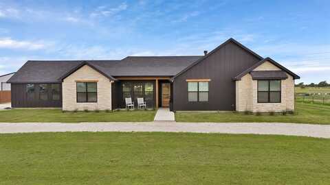 664 County Road 379, Decatur, TX 76234