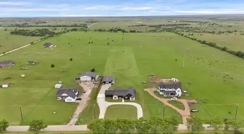 664 County Road 379, Decatur, TX 76234