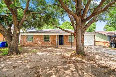 911 Ronald Street, White Settlement, TX 76108