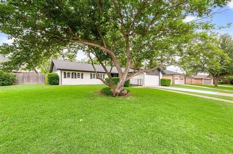 1823 E Cedar Elm Drive, Arlington, TX 76012