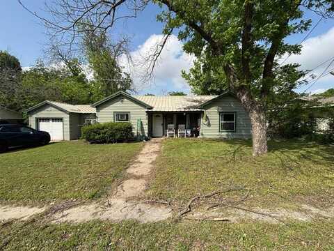 318 N Dale Avenue, Stephenville, TX 76401