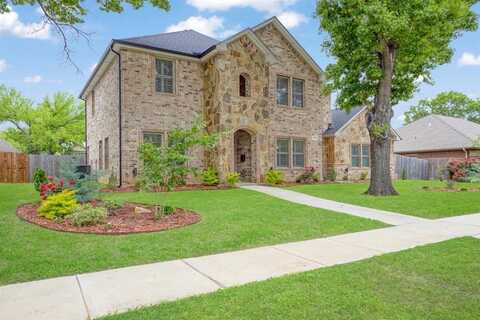805 S Lindsay Street, Gainesville, TX 76240