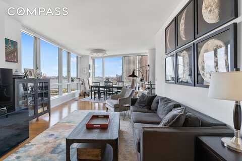 200 Chambers Street, New York, NY 10007