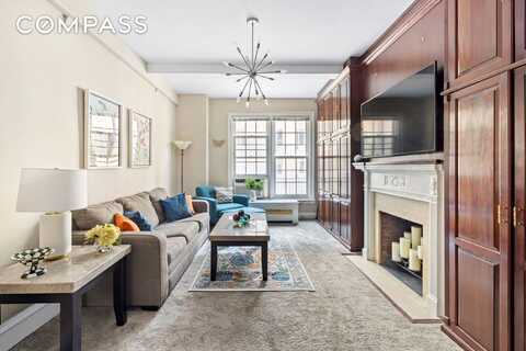27 West 55th Street, New York, NY 10019