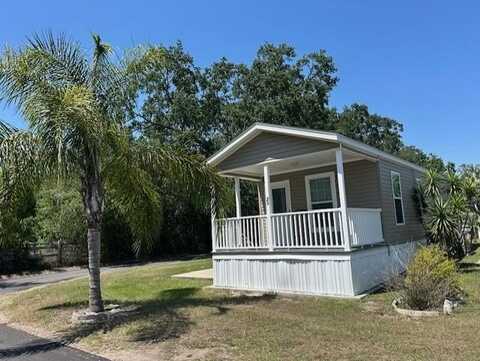 6941 Macdonald Court, Zephyrhills, FL 33541