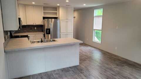 1704 MLK Jr. Blvd., Killeen, TX 76543
