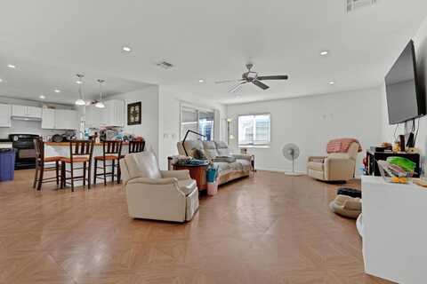 1212 H Street, Ramona, CA 92065