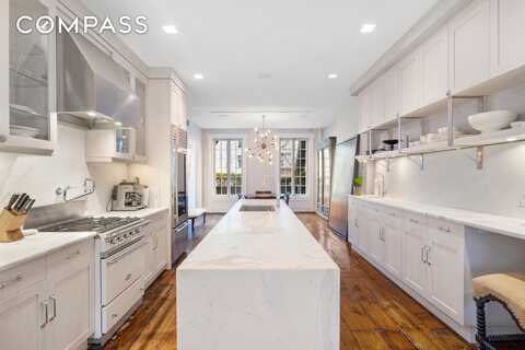 75 Washington Place, New York, NY 10011