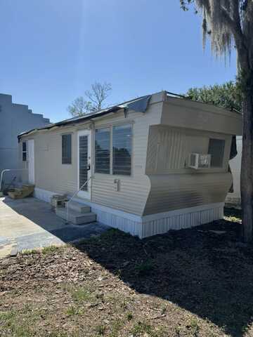 4 W Main St, Mt Dora, FL 32757