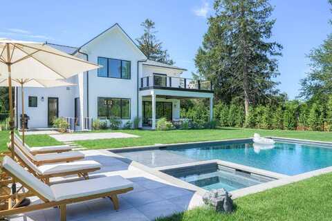 54 Sawasett Avenue, Bridgehampton, NY 11932