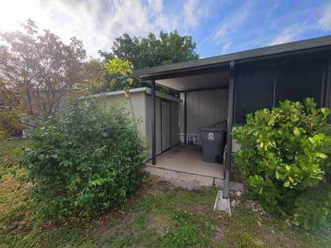 7346 42nd Way, West Palm Beach, FL 33404