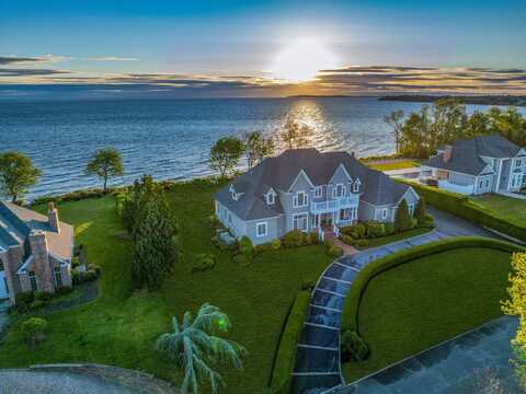 1640 Grandview Drive, Orient, NY 11957