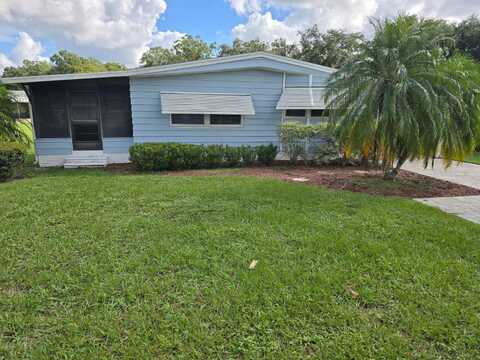 1558 Black Forest Dr, Lakeland, FL 33810