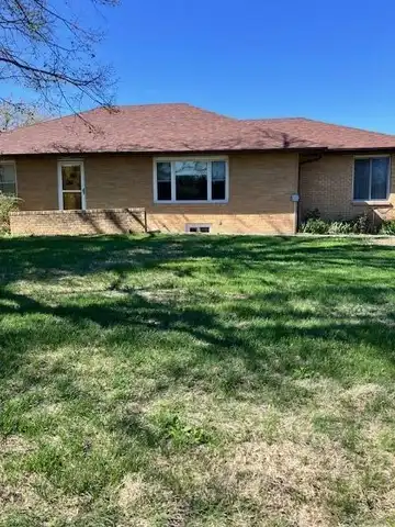 605 W Main St, Crofton, NE 68730