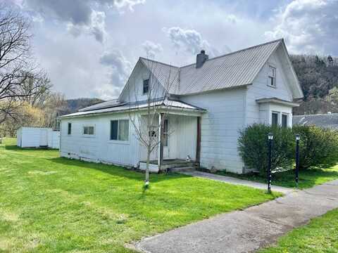 911 5th Ave., Marlinton, WV 24954