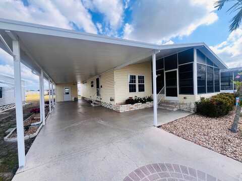 84 Larkspur, Palmetto, FL 34221