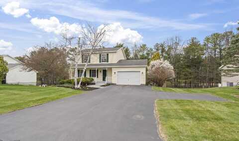 52 Burnt Hills Dr, Queensbury, NY 12804