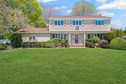 1 Bardolier Lane, Bay Shore, NY 11706
