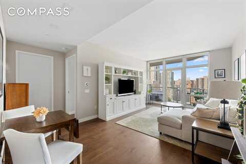 555 West 59th Street, New York, NY 10019
