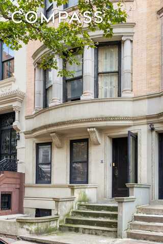32 West 85th Street, New York, NY 10024