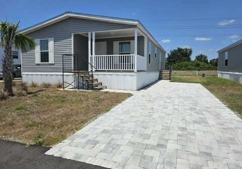 6661 Hidden Oaks Drive, North Fort Myers, FL 33917