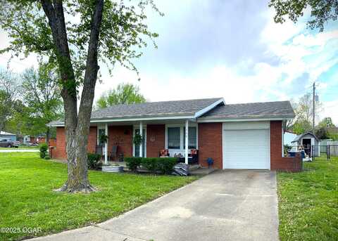 709 Arthur Aull Road Road, Lamar, MO 64759