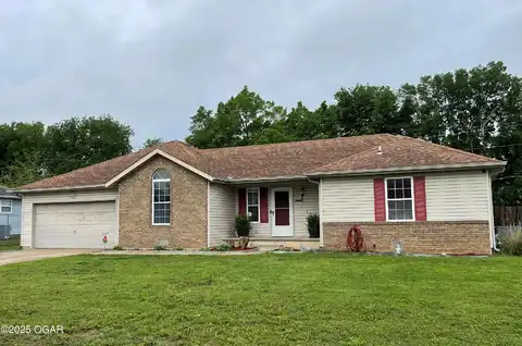 1306 Gold Dust Drive, Webb City, MO 64870