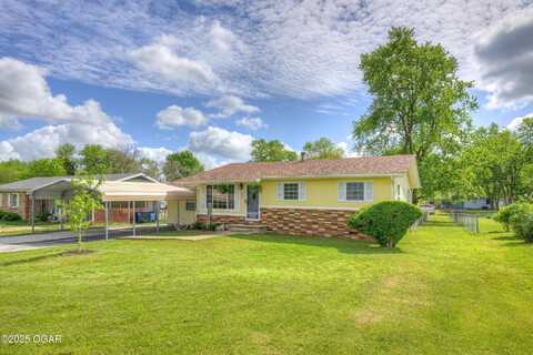 1908 Hazel Street, Carthage, MO 64836