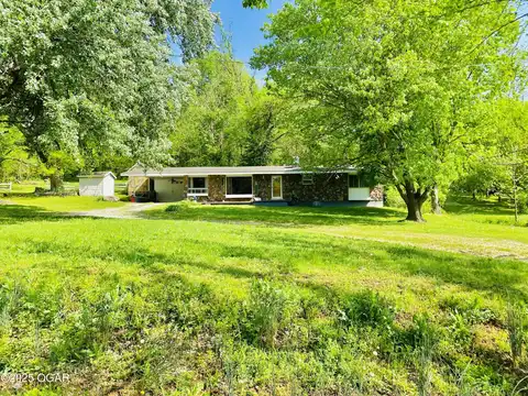 926 Madison Avenue, Neosho, MO 64850