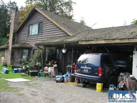 692 Hulse Road, Port Angeles, WA 98362