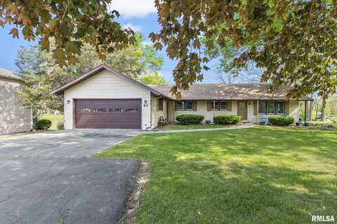 64 N SHORE Drive, Petersburg, IL 62675
