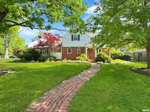 407 W HOLLYRIDGE Circle, Peoria, IL 61614