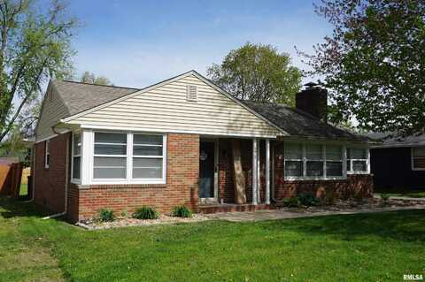 271 N 5TH Street, Canton, IL 61520