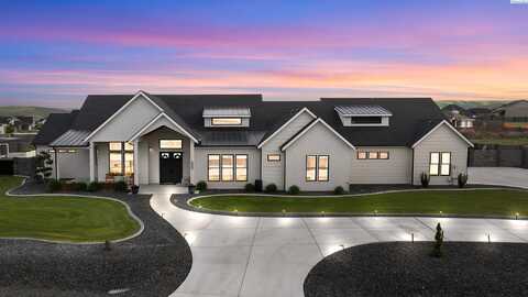 12030 S Steeplechase Dr, Kennewick, WA 99338