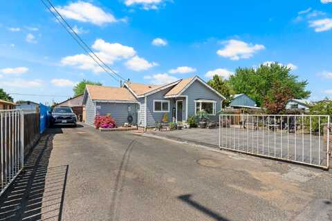 1714 S 10th Avenue, Yakima, WA 98902